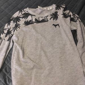 Black and grey palm tree pull over